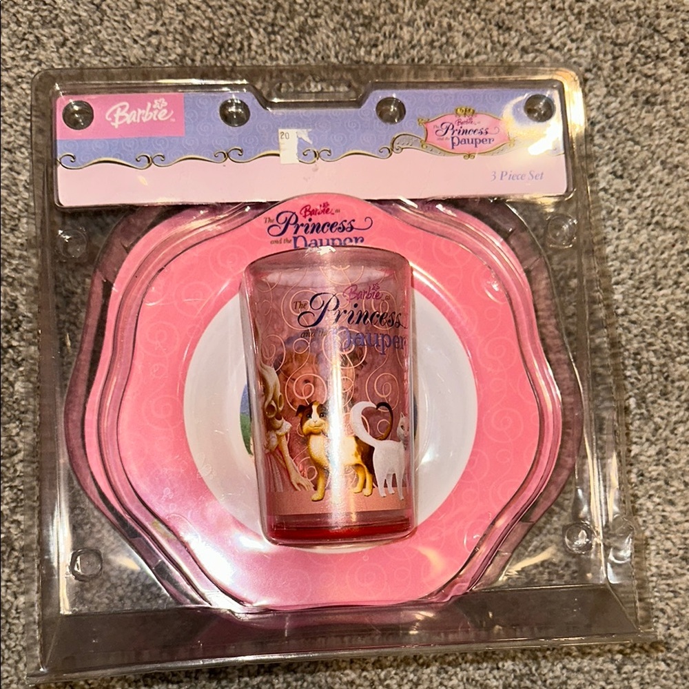 Barbie dining set
